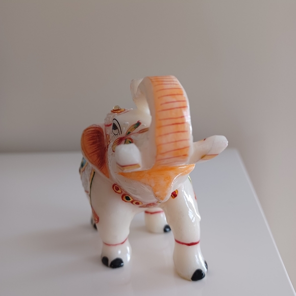 Marble Elephant Hand Crafted - Picture 13 of 16